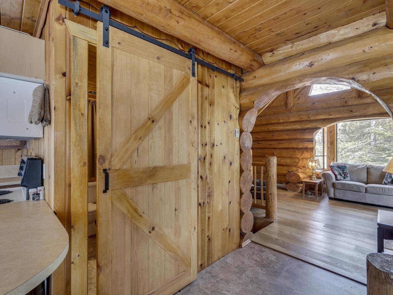 20807 Sakwi Creek Road Property Photo 18