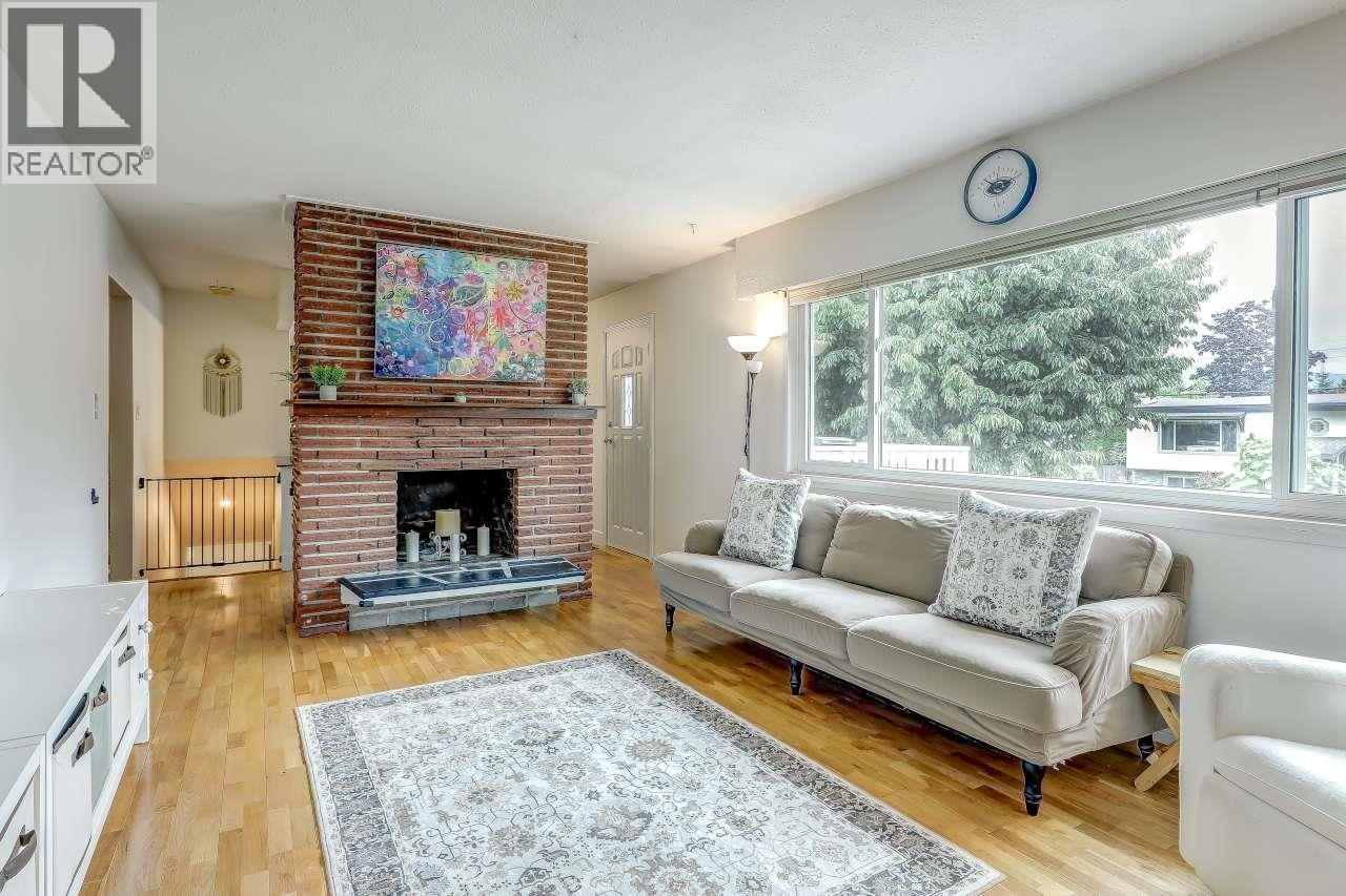 12547 Blackstock Street Property Photo 5