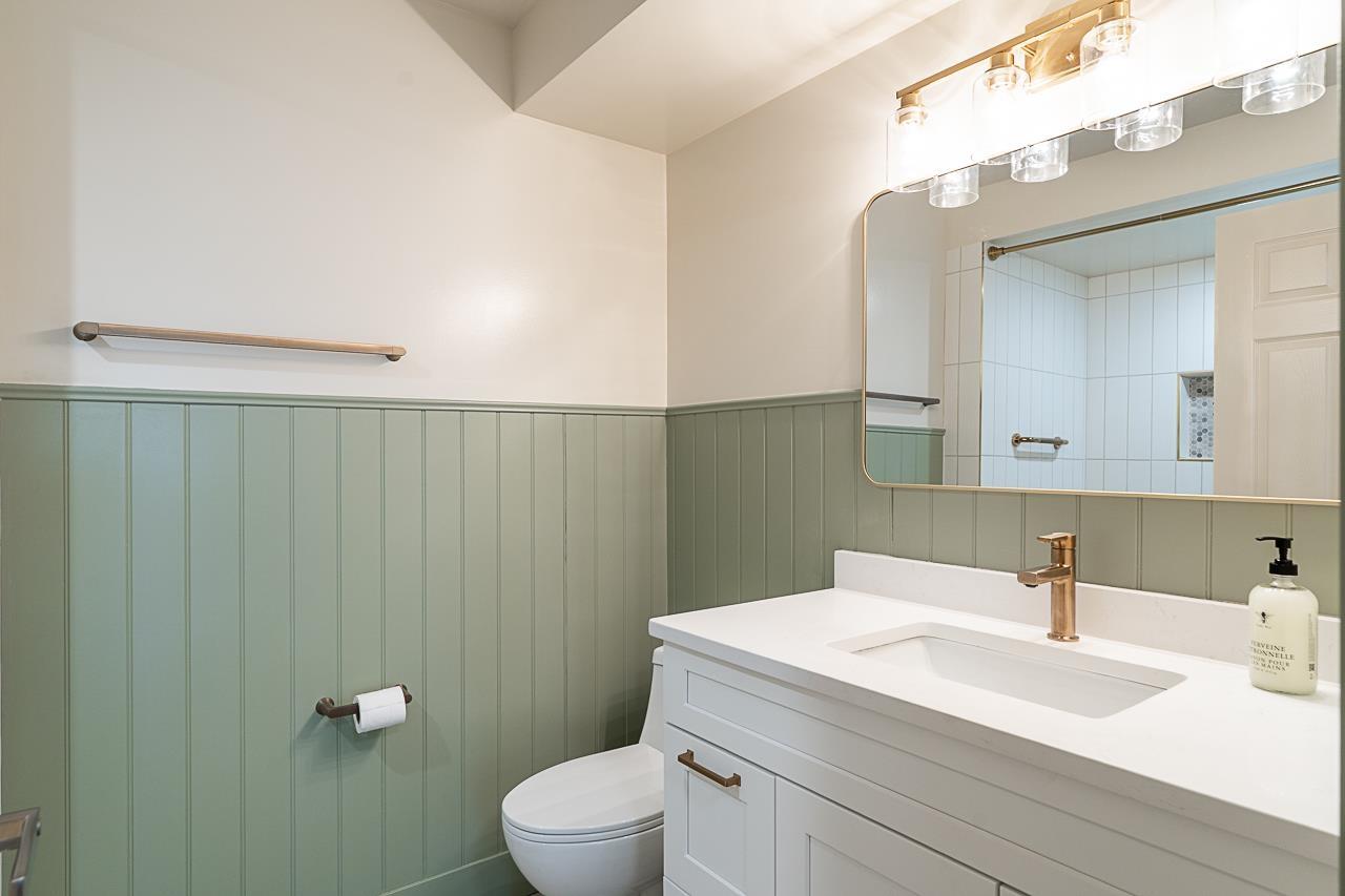 1304 21937 48 Avenue Property Photo 14