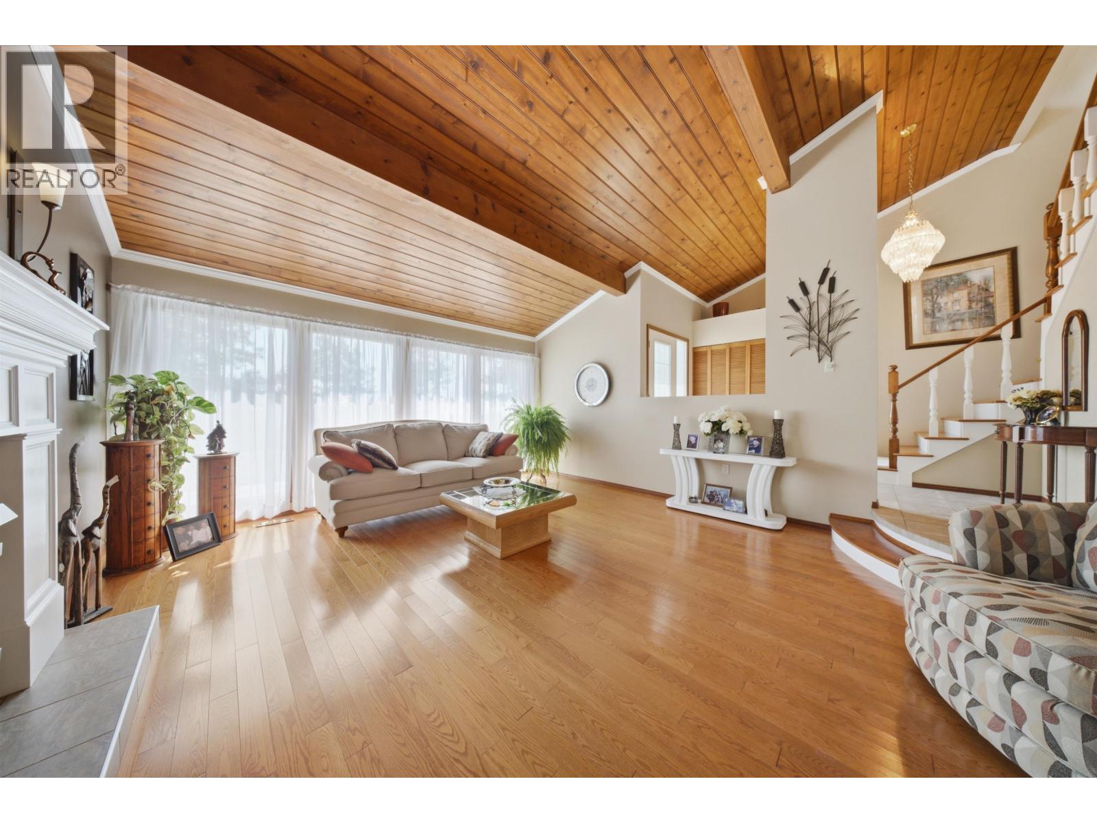 13056 Tamarack Avenue Property Photo 7
