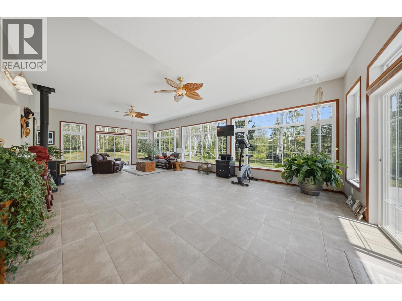 13056 Tamarack Avenue Property Photo 12