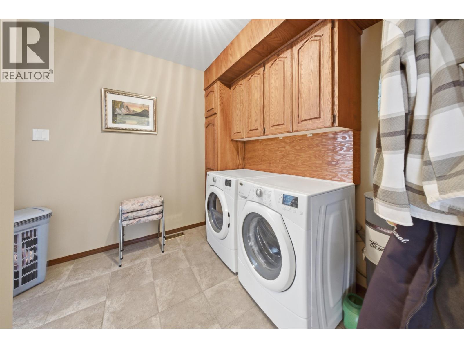 13056 Tamarack Avenue Property Photo 20