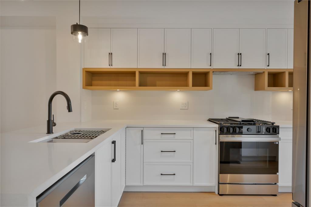 17 7540 Briskham Street Property Photo 3