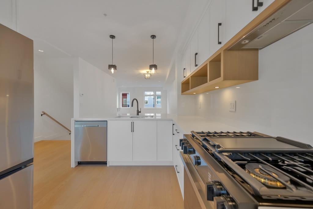 17 7540 Briskham Street Property Photo 4