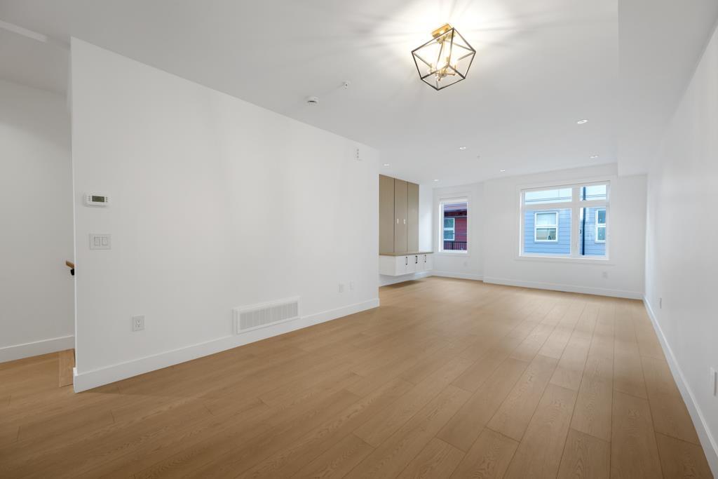 17 7540 Briskham Street Property Photo 14