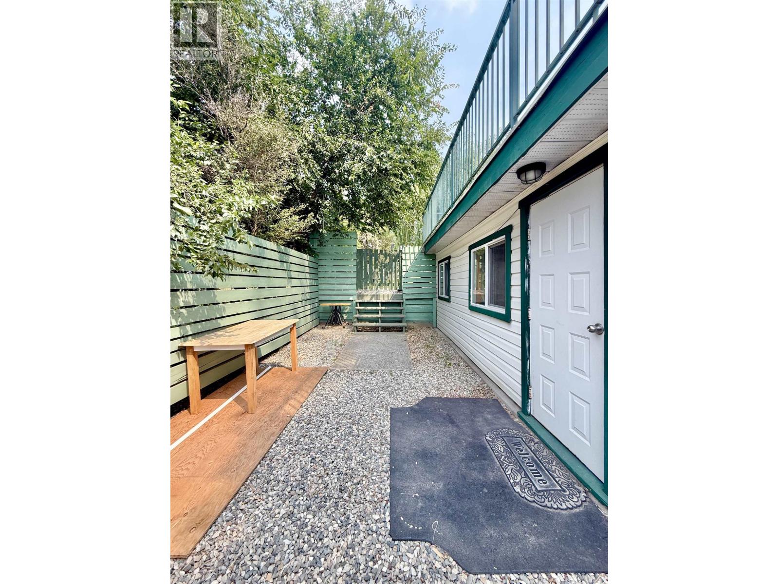 536 Barnard Street Property Photo 3