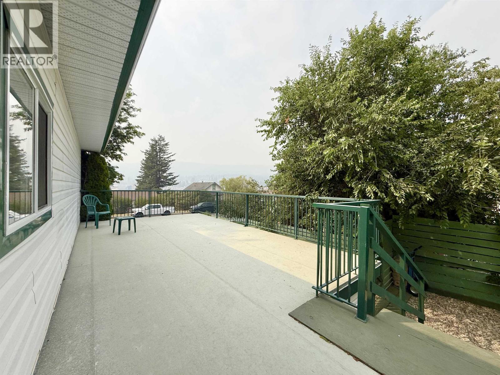 536 Barnard Street Property Photo 17