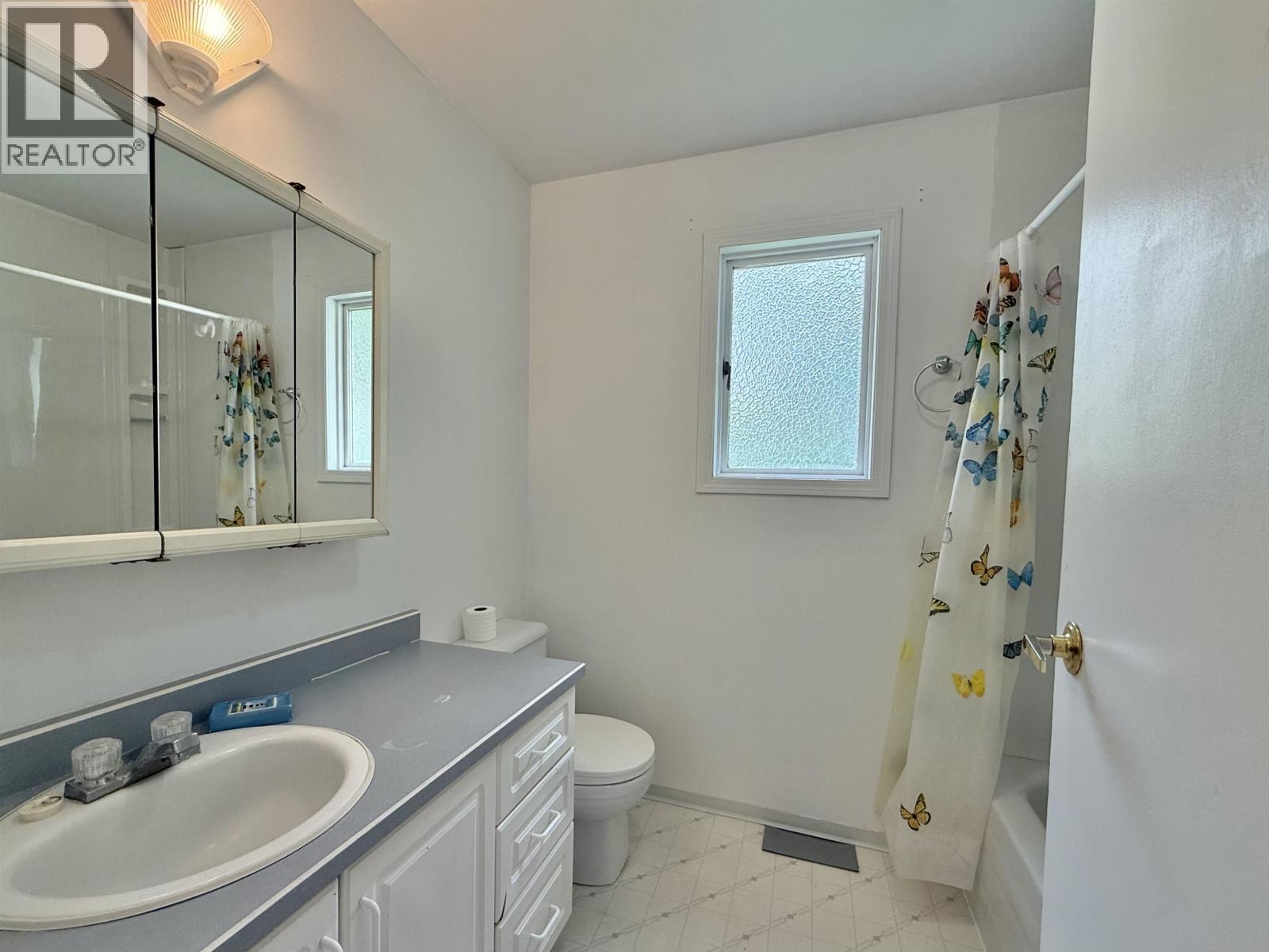 536 Barnard Street Property Photo 18