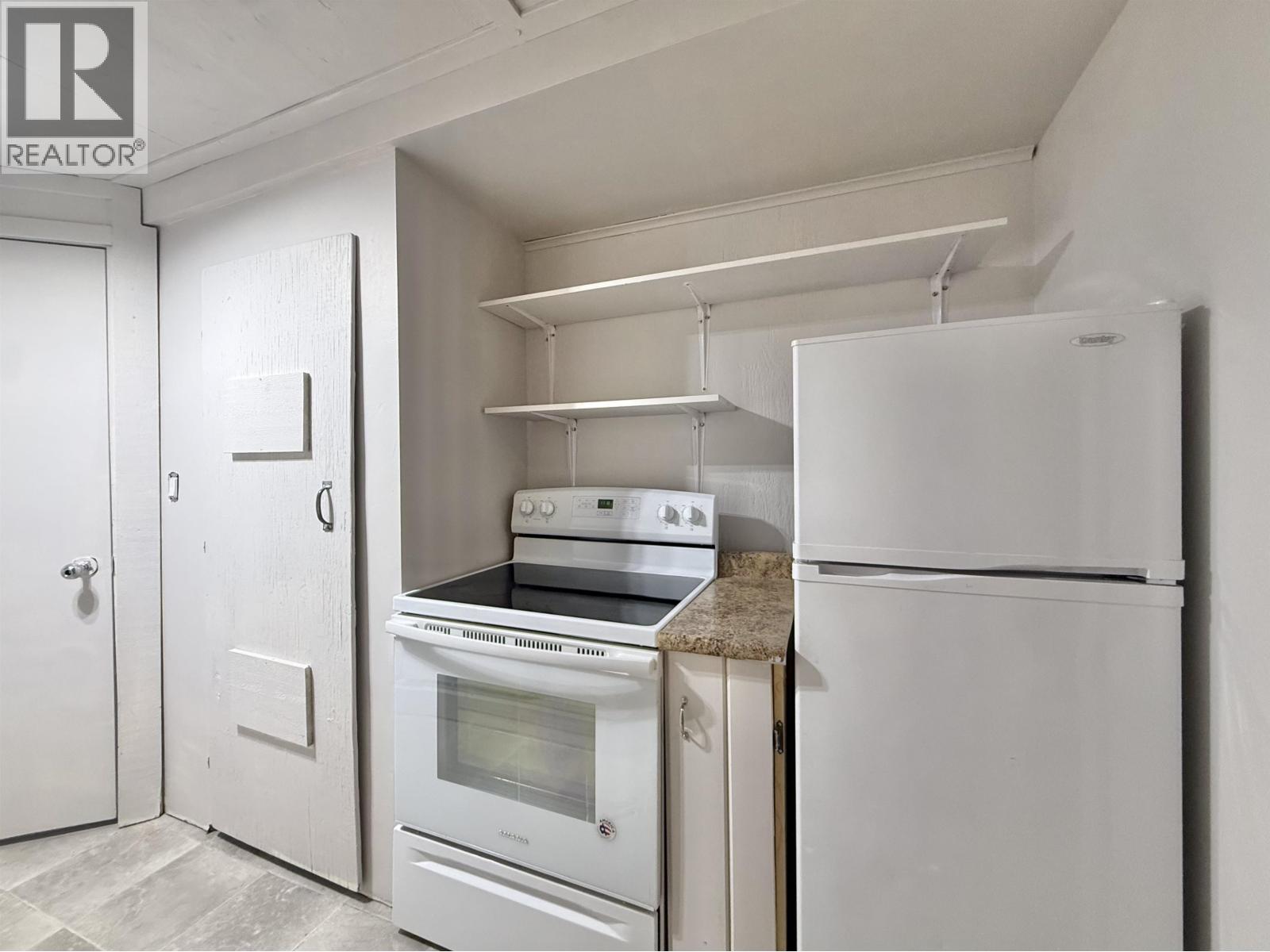 536 Barnard Street Property Photo 33