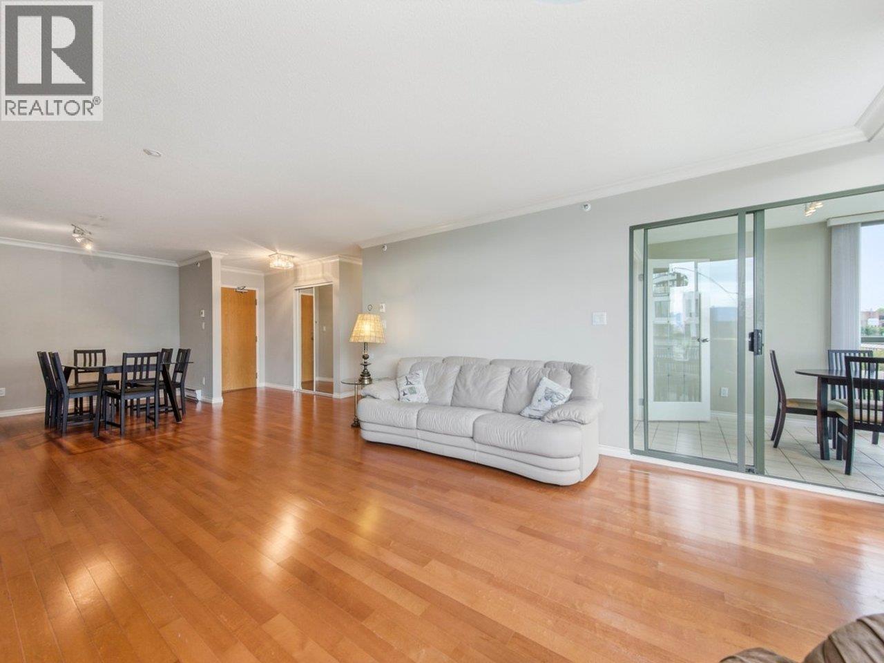 701 2288 Pine Street Property Photo 9