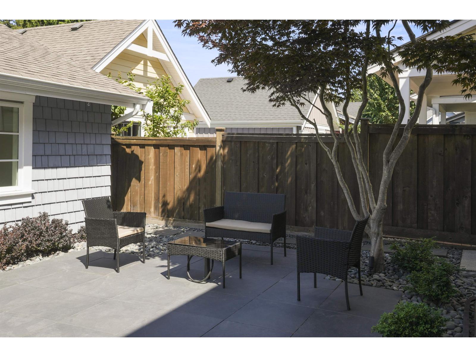 12951 15a Avenue Property Photo 17