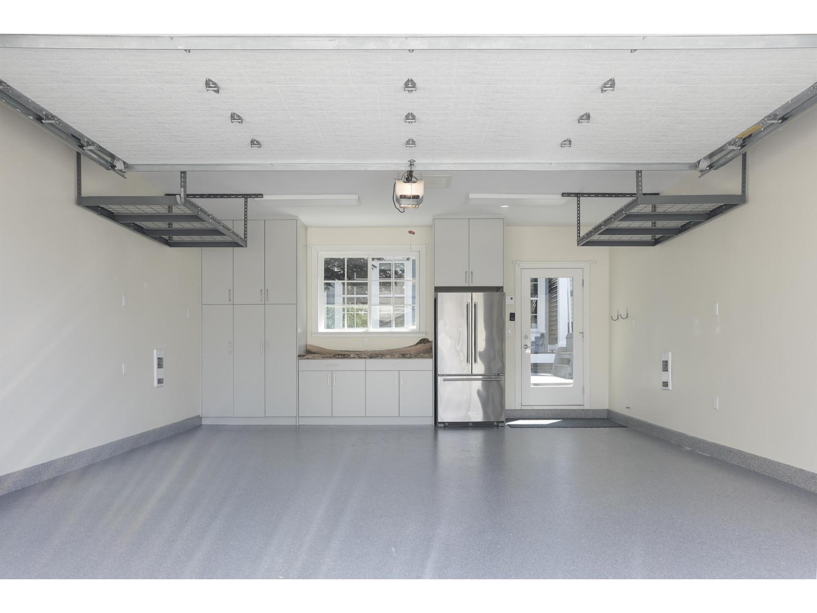 12951 15a Avenue Property Photo 21