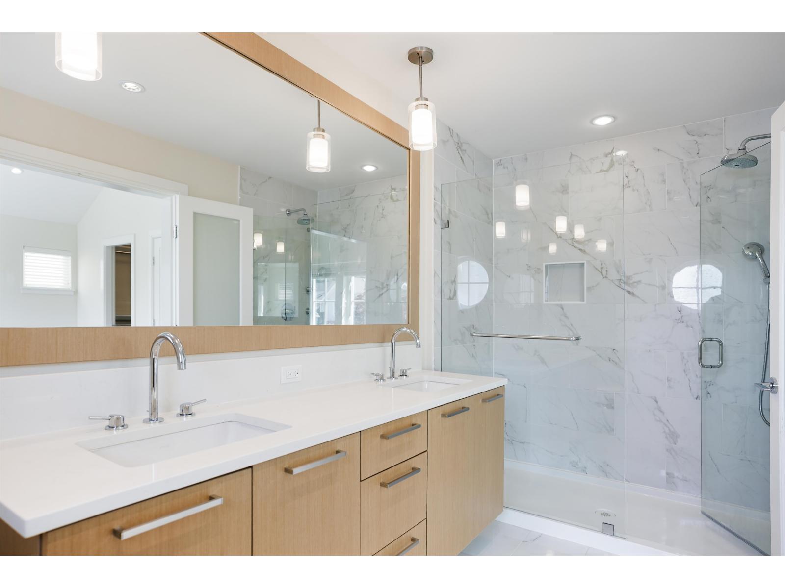 12951 15a Avenue Property Photo 29
