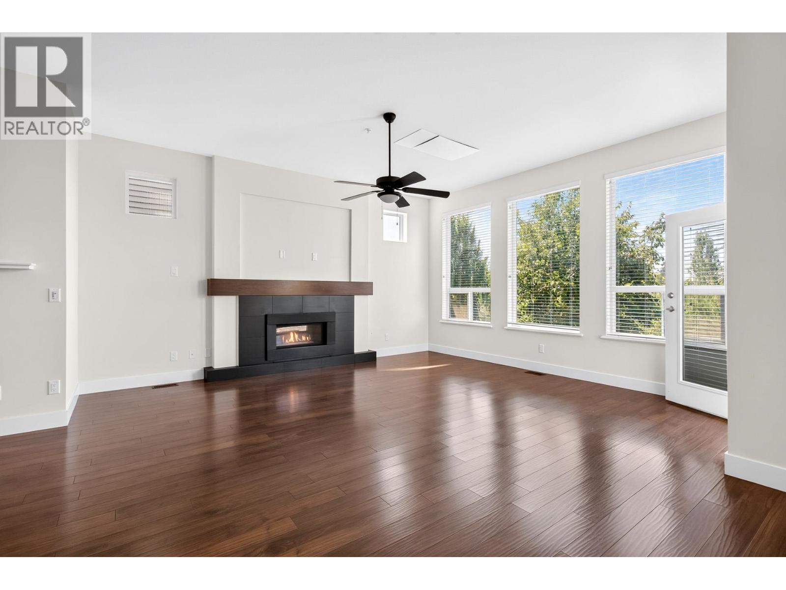 10441 Mceachern Street Property Photo 10