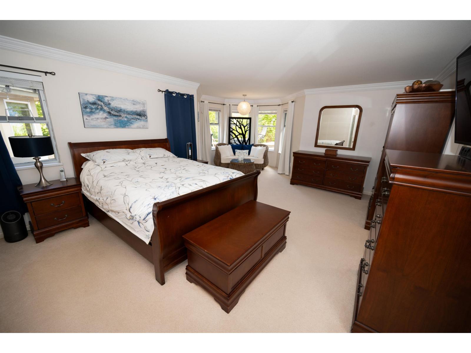 2750 165 Street Property Photo 24