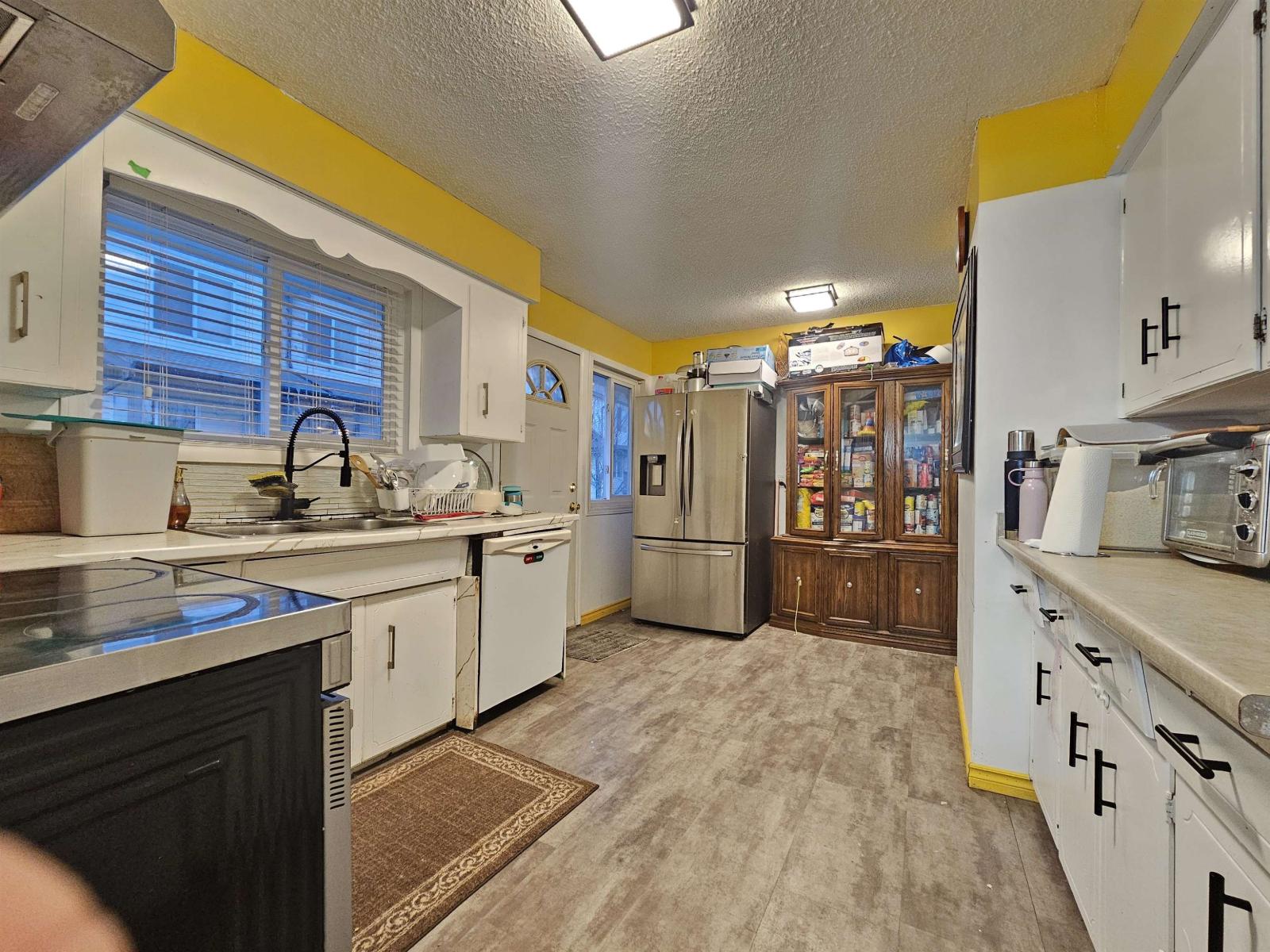 45475 Bernard Avenue Property Photo 17