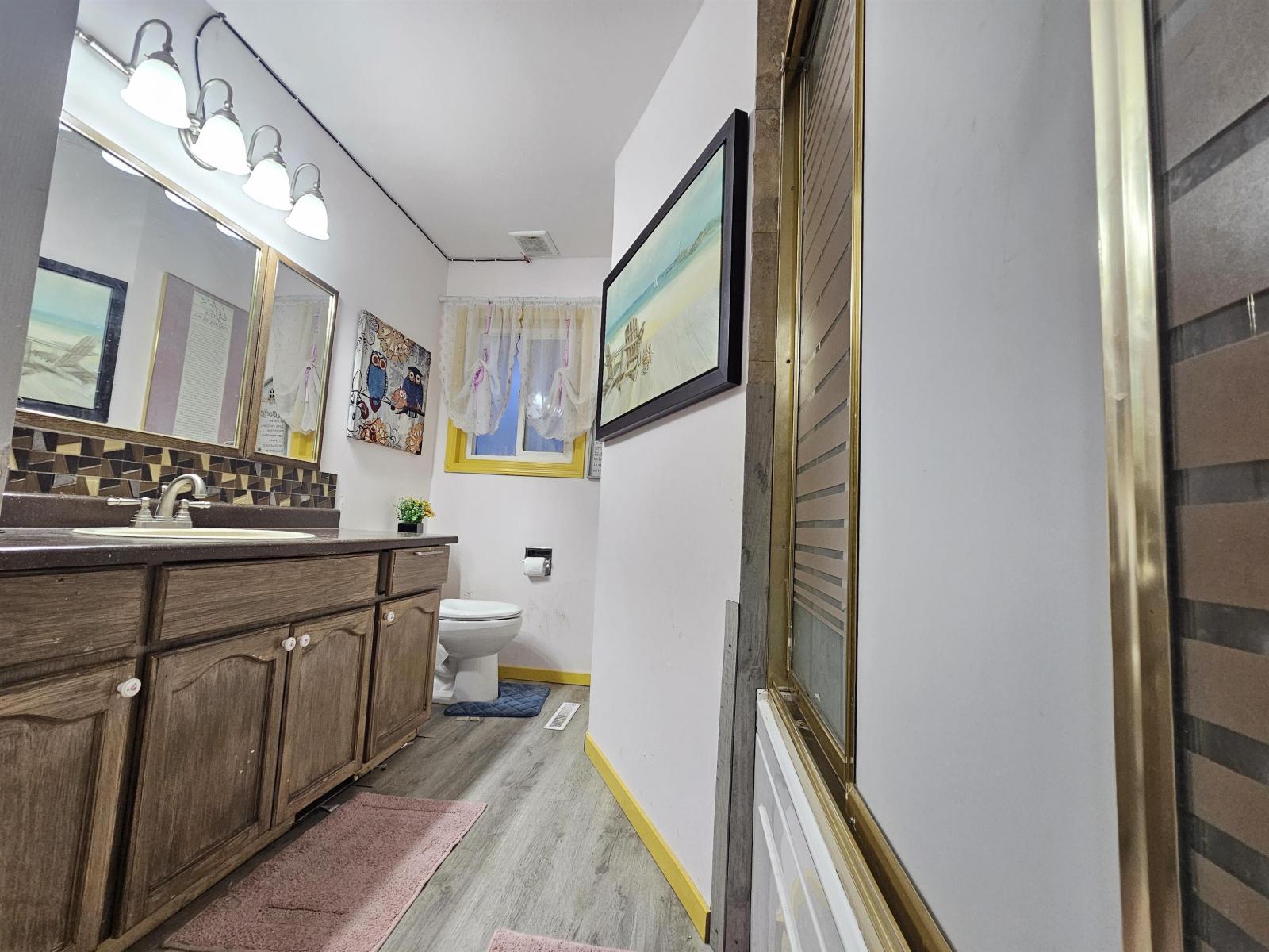 45475 Bernard Avenue Property Photo 18