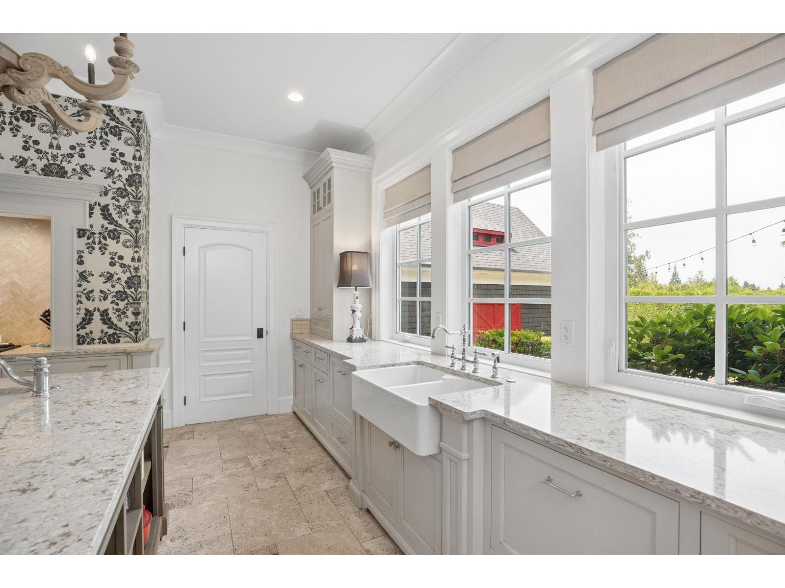 21041 47 Avenue Property Photo 15
