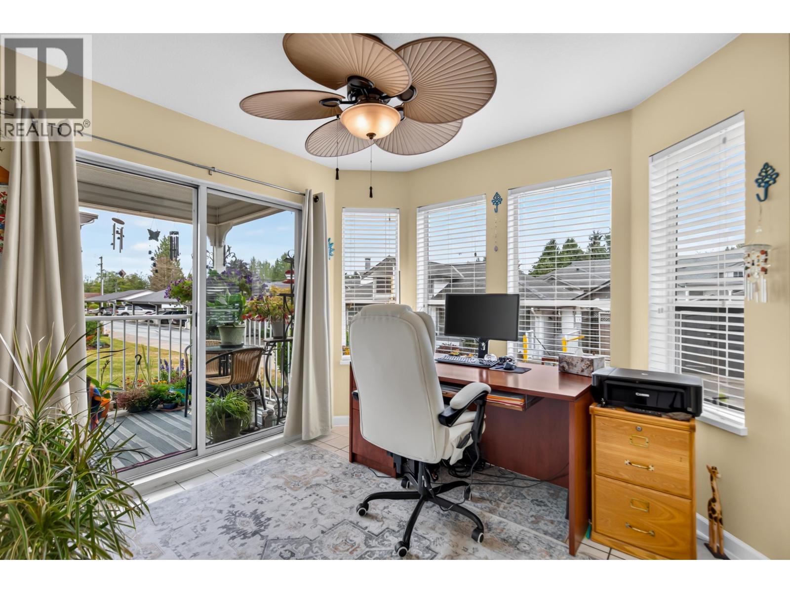 34 12296 224 Street Property Photo 4