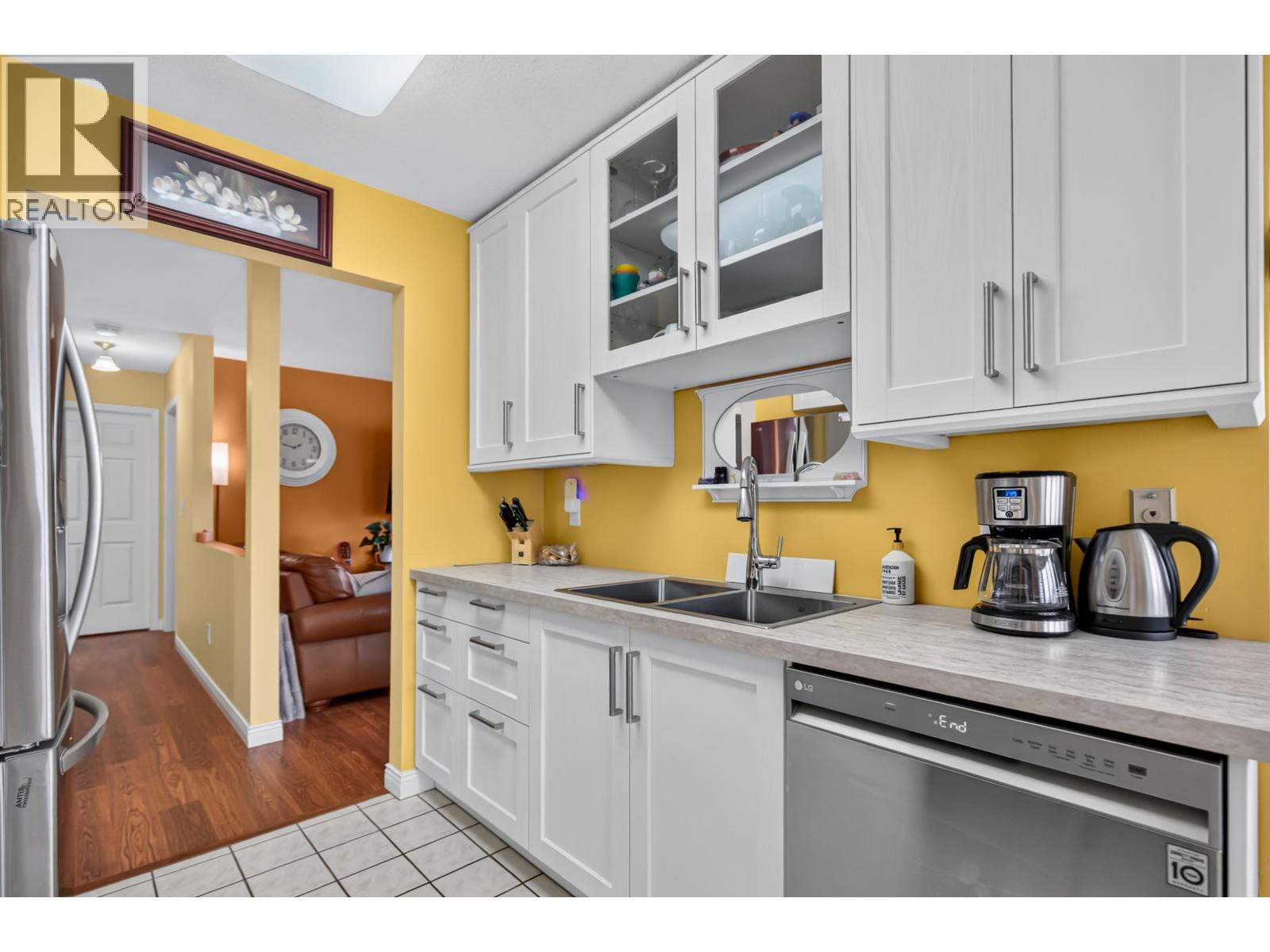 34 12296 224 Street Property Photo 6