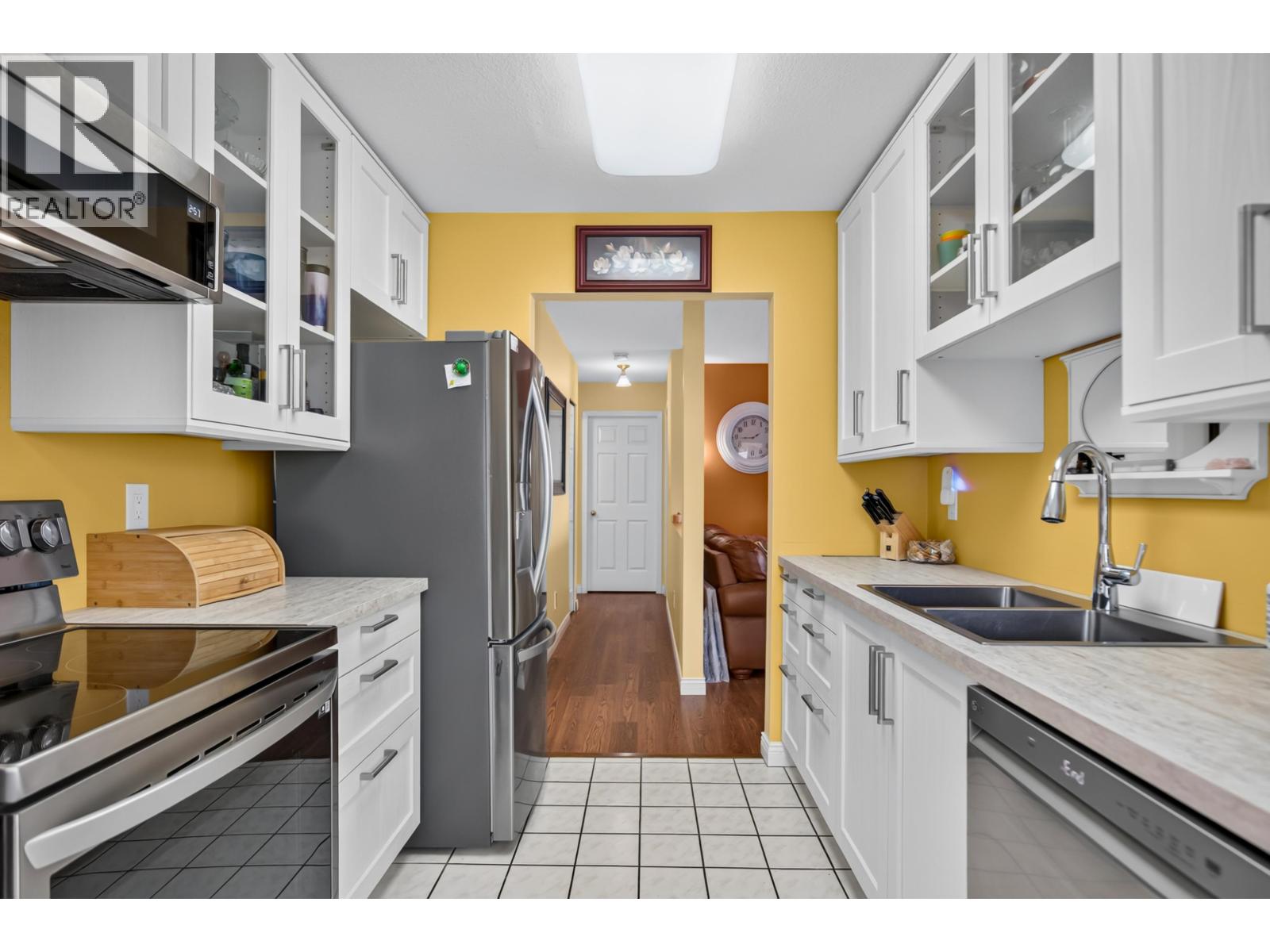 34 12296 224 Street Property Photo 7