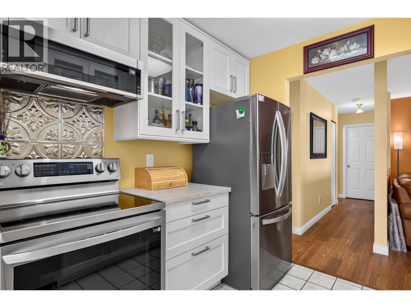 34 12296 224 Street Property Photo 9
