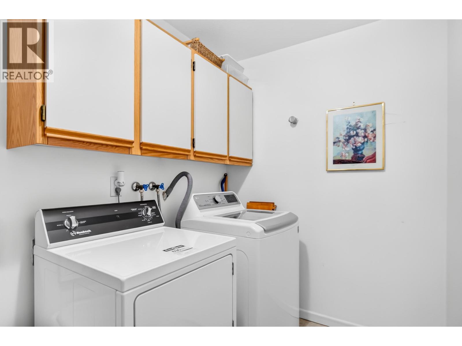 34 12296 224 Street Property Photo 22