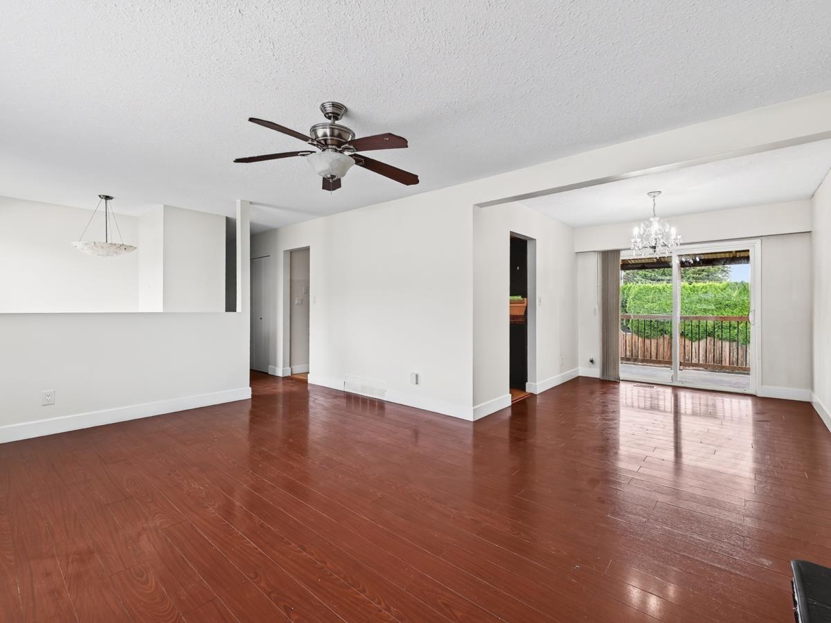 2068 Ridgeway Street Property Photo 4