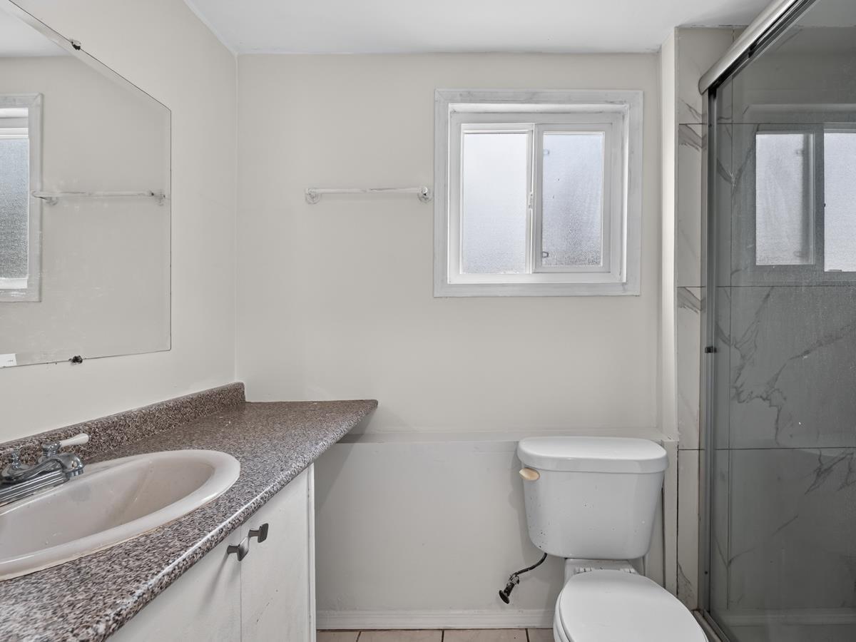 2068 Ridgeway Street Property Photo 24