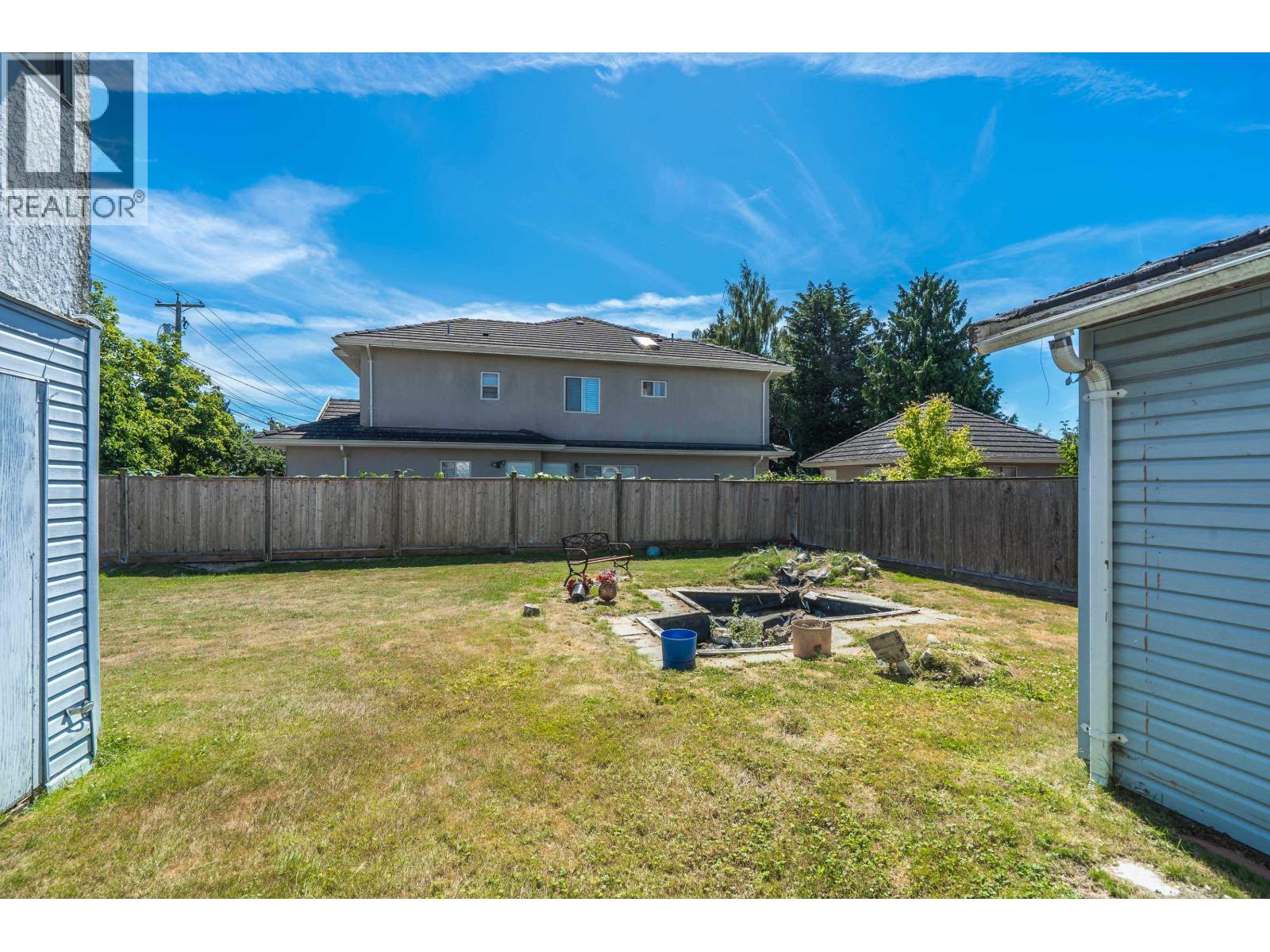 4630 44b Avenue Property Photo 25