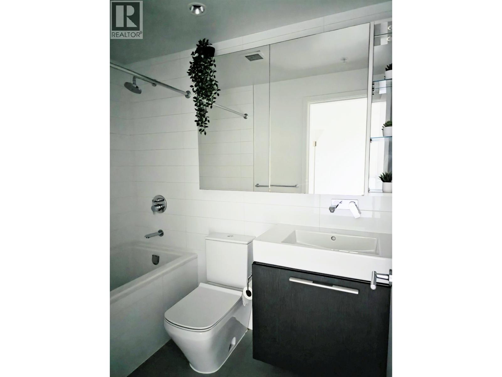 1102 1955 Alpha Way Property Photo 6