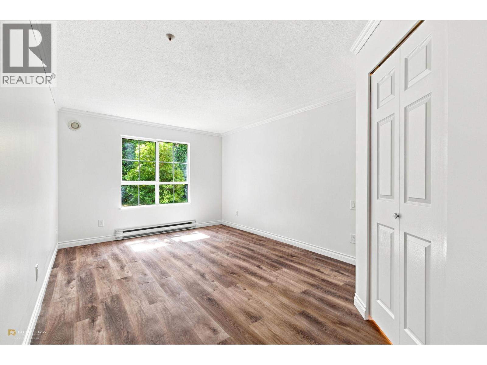 116 2990 Princess Crescent Property Photo 12