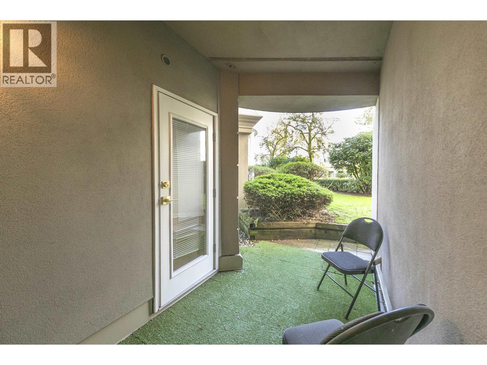 105 5735 Hampton Place Property Photo 15