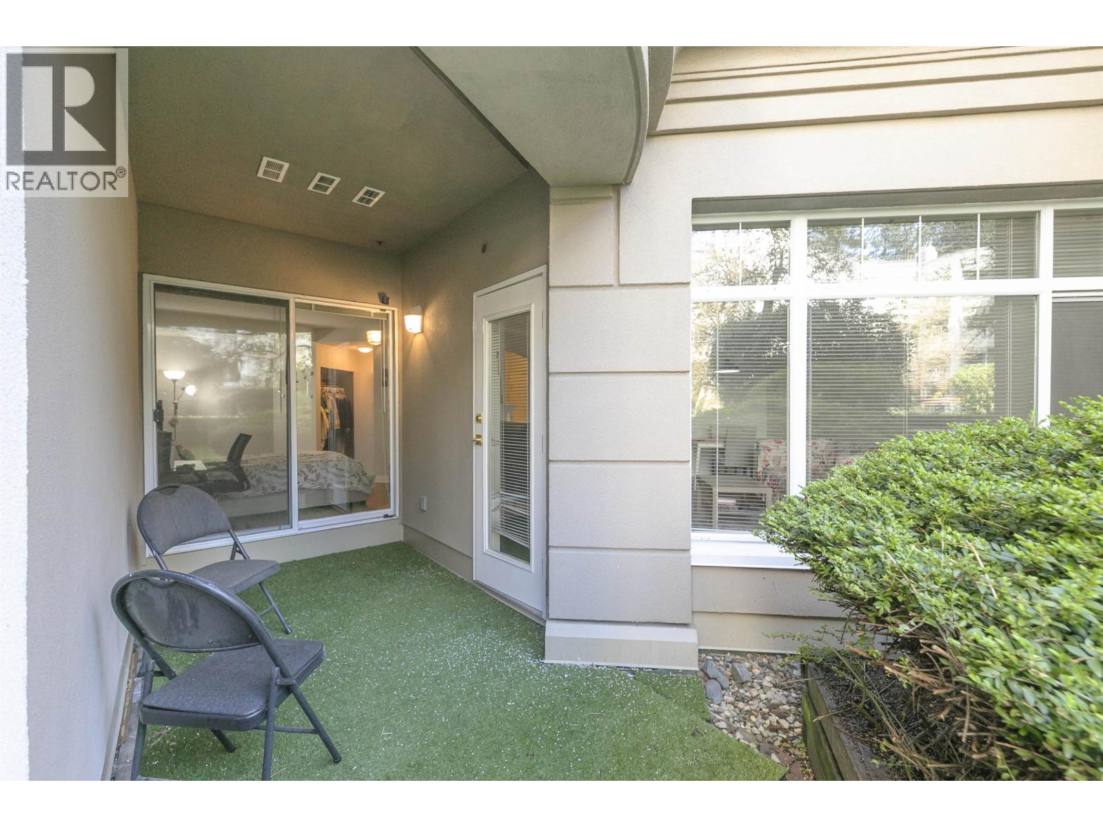 105 5735 Hampton Place Property Photo 16