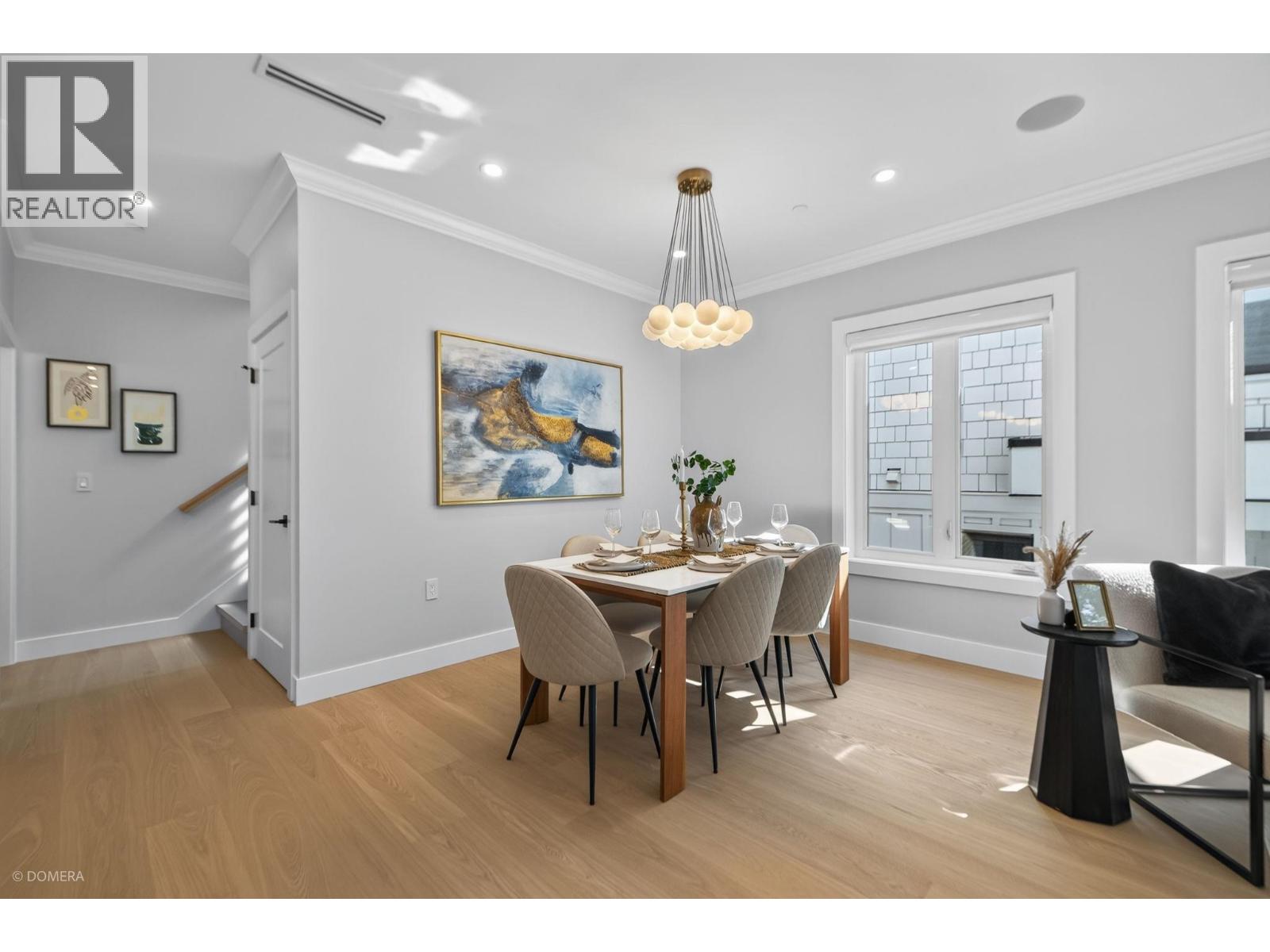 2 2035 51st Street Property Photo 11