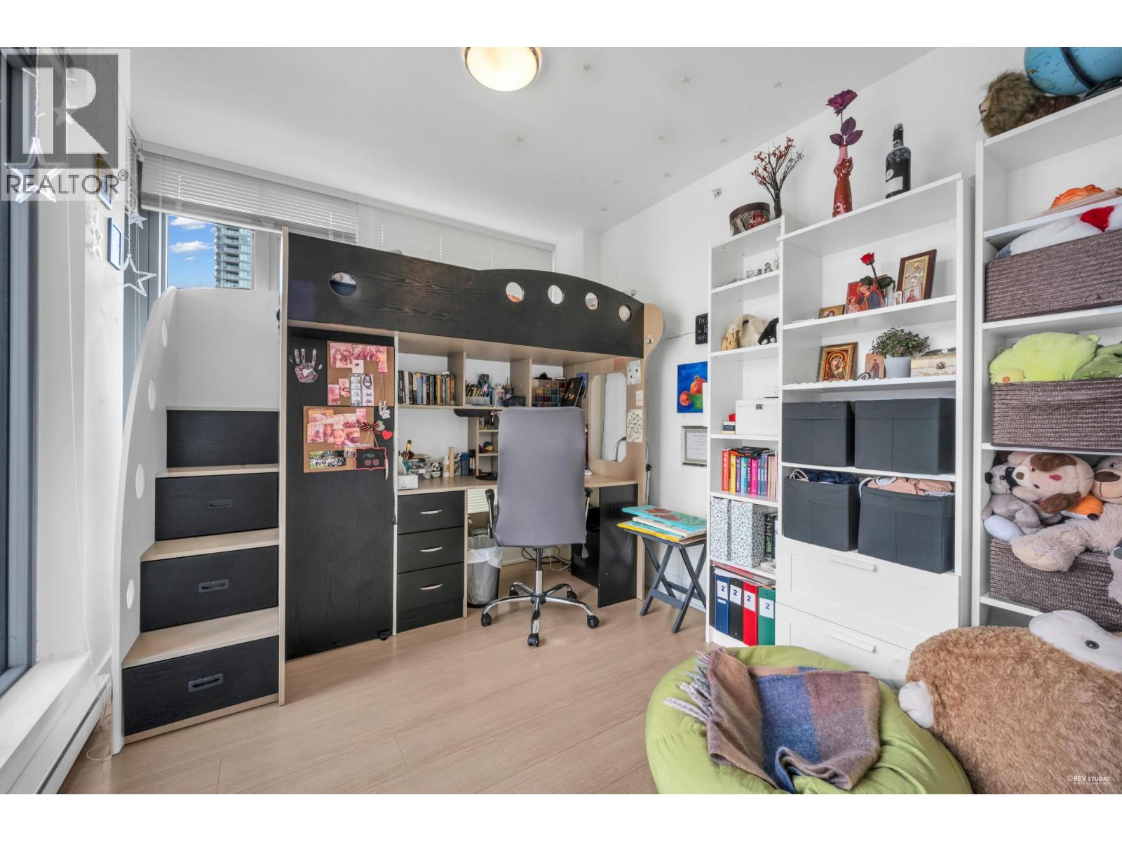 1807 1188 Pinetree Way Property Photo 12
