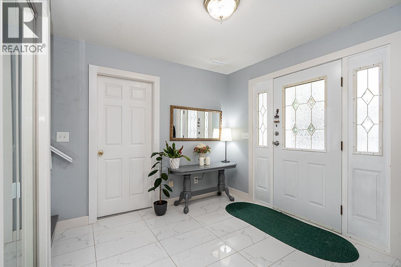 23161 123a Avenue Property Photo 3