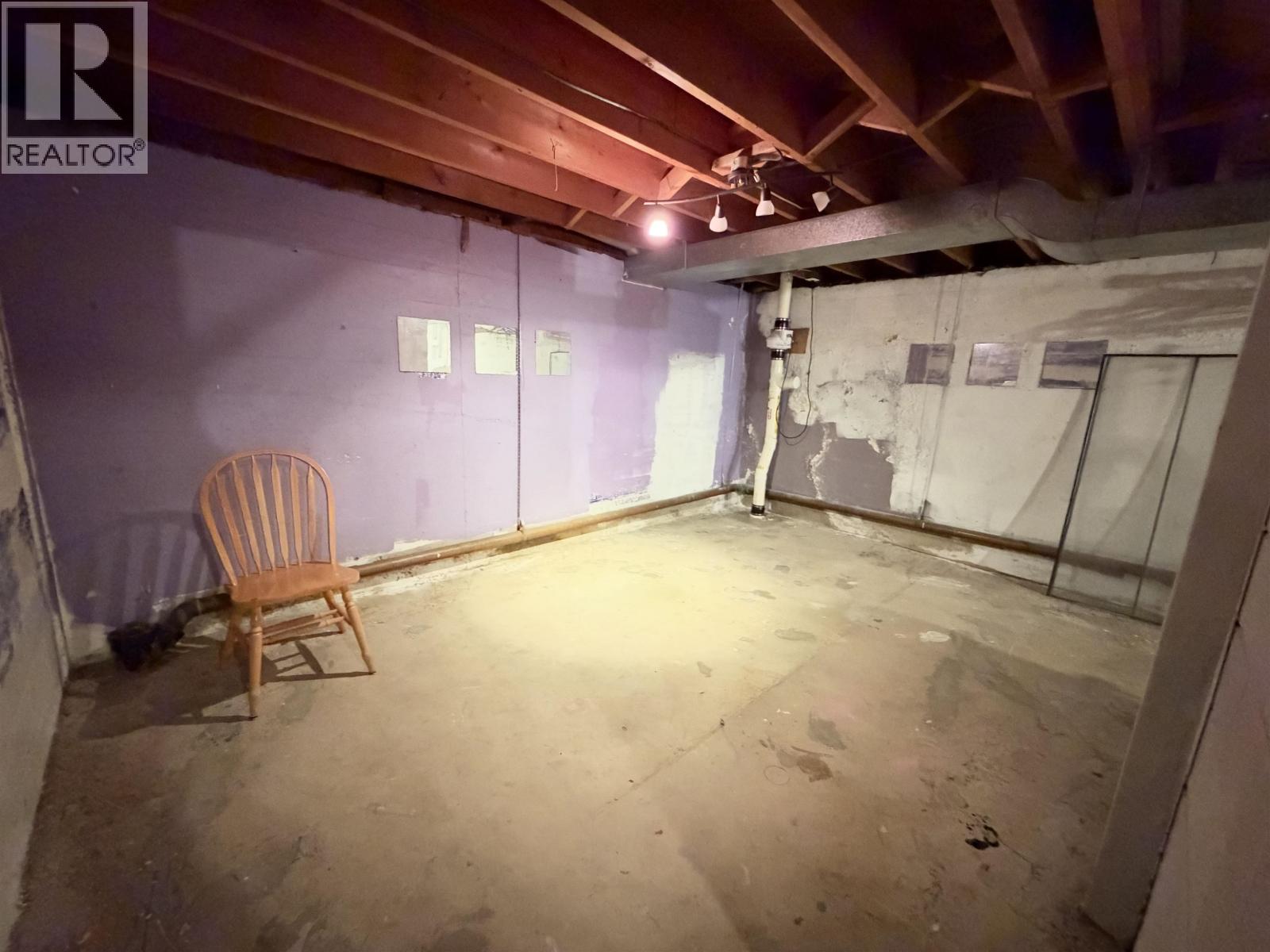 295 N Moffat Street Property Photo 15