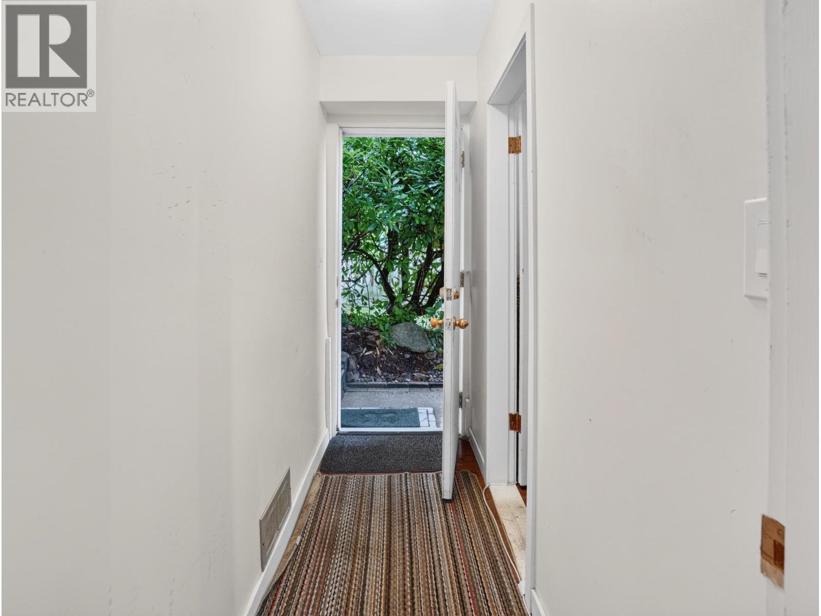 3570 Lonsdale Avenue Property Photo 21