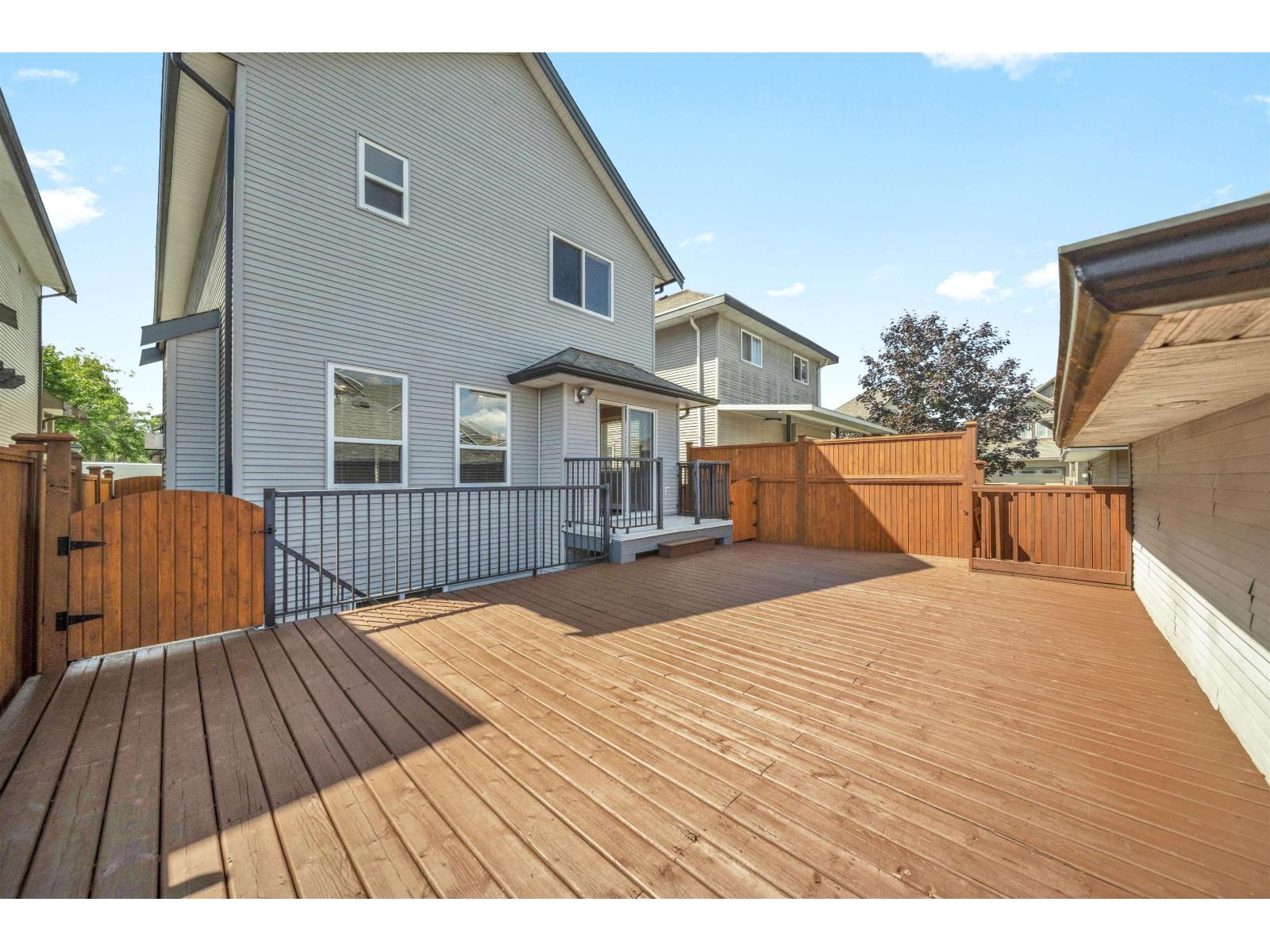 16773 63 Avenue Property Photo 33