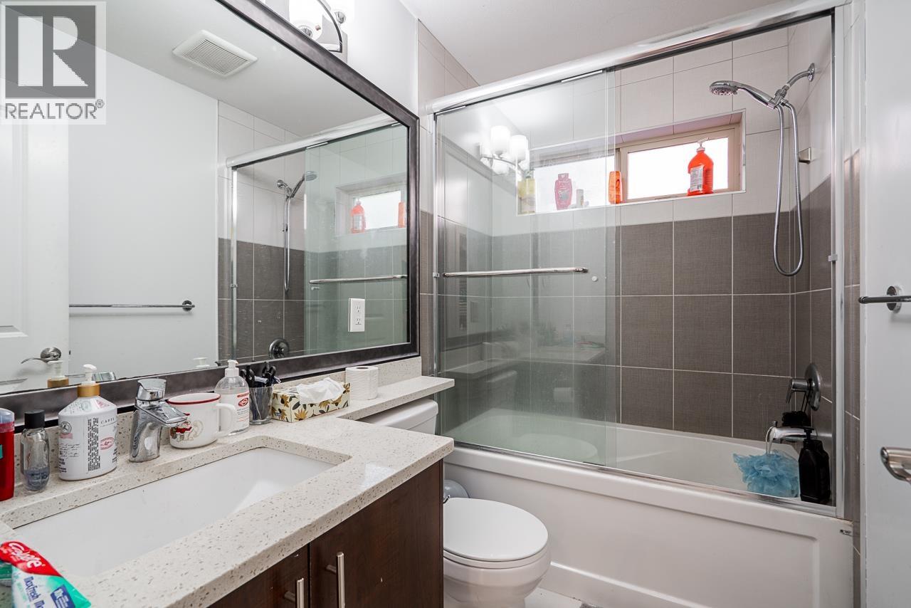 21528 Donovan Avenue Property Photo 37