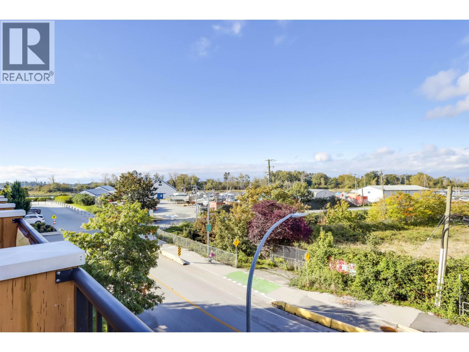 209 6077 London Road Property Photo 9