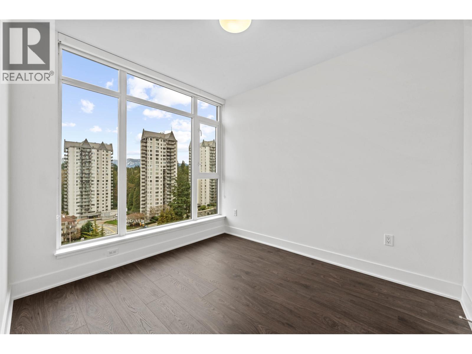 1301 450 Westview Street Property Photo 9