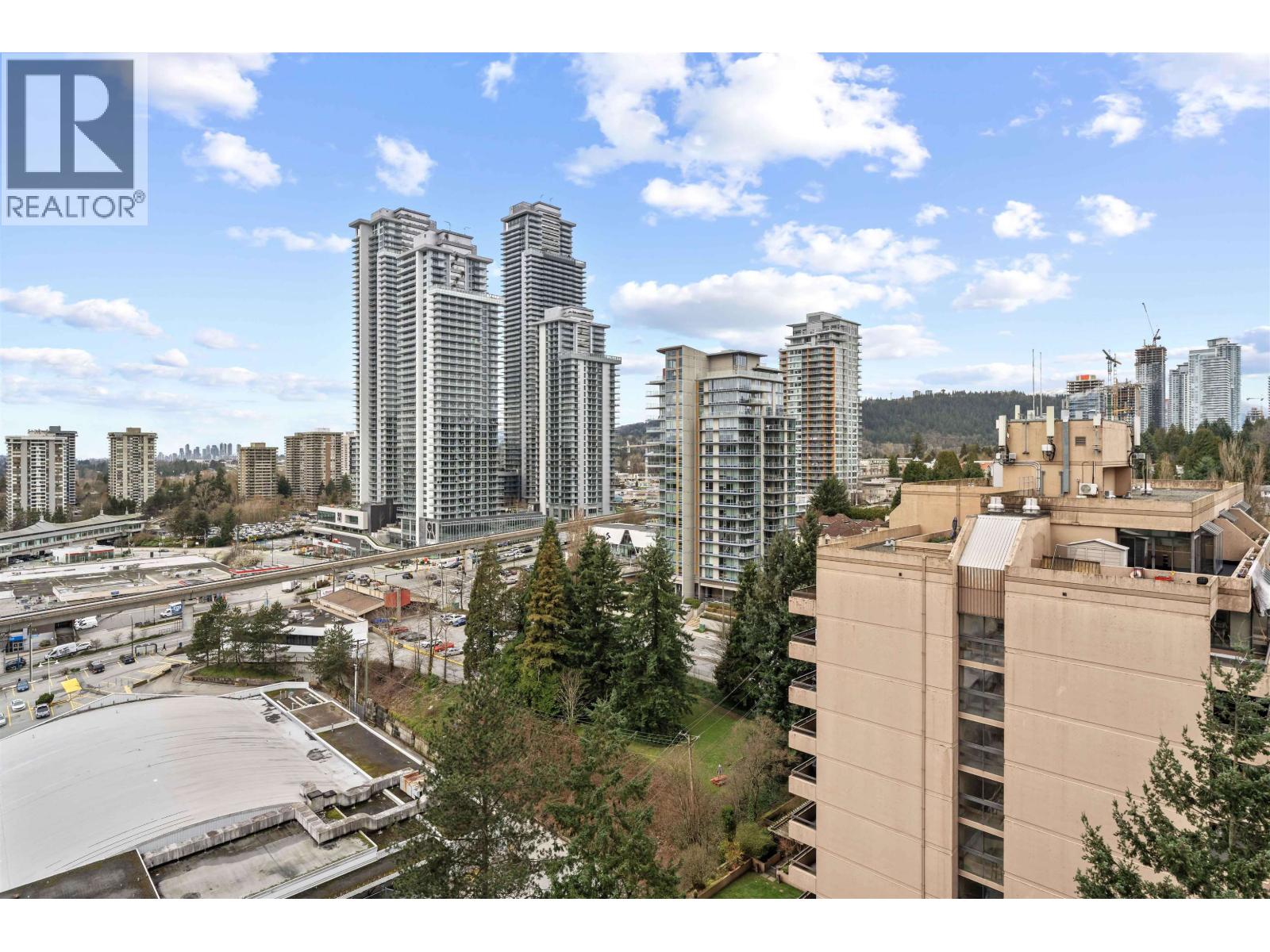 1301 450 Westview Street Property Photo 13