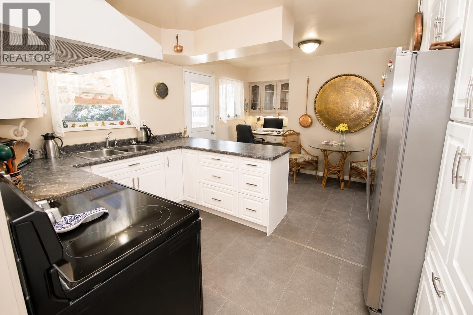 3275 Gillespie Road Property Photo 14