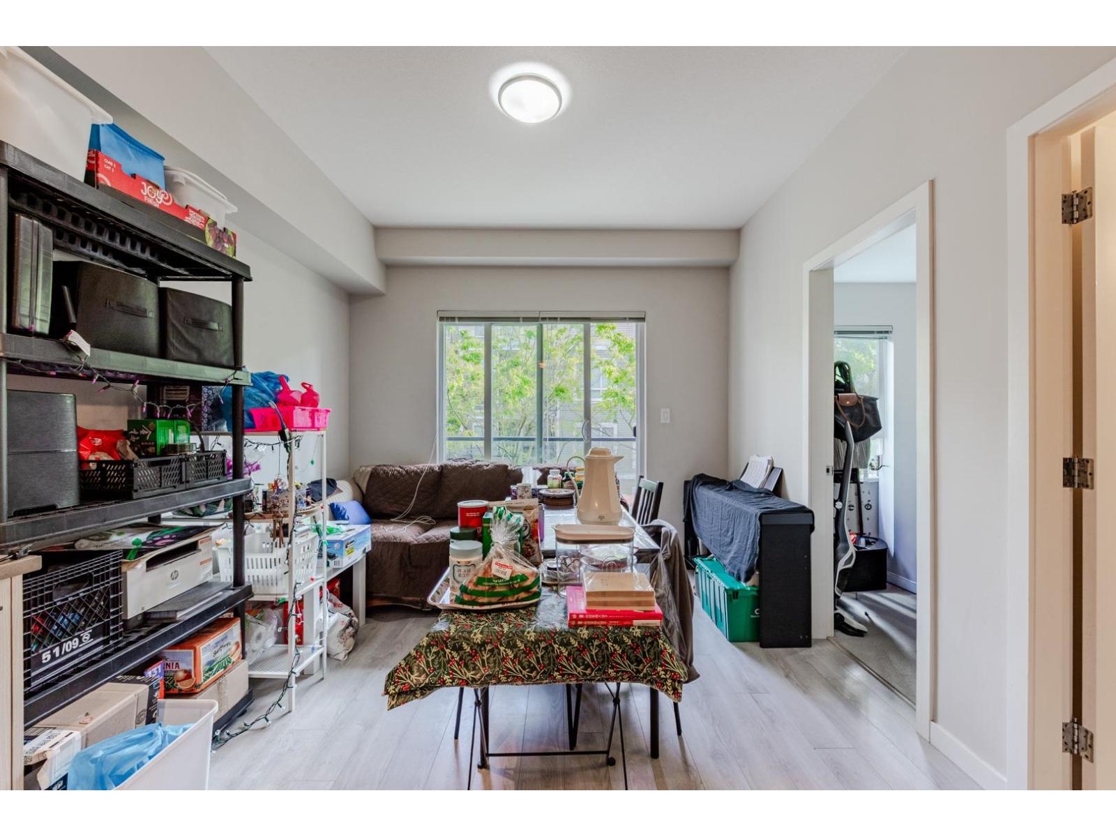 323 13768 108 Avenue Property Photo 6
