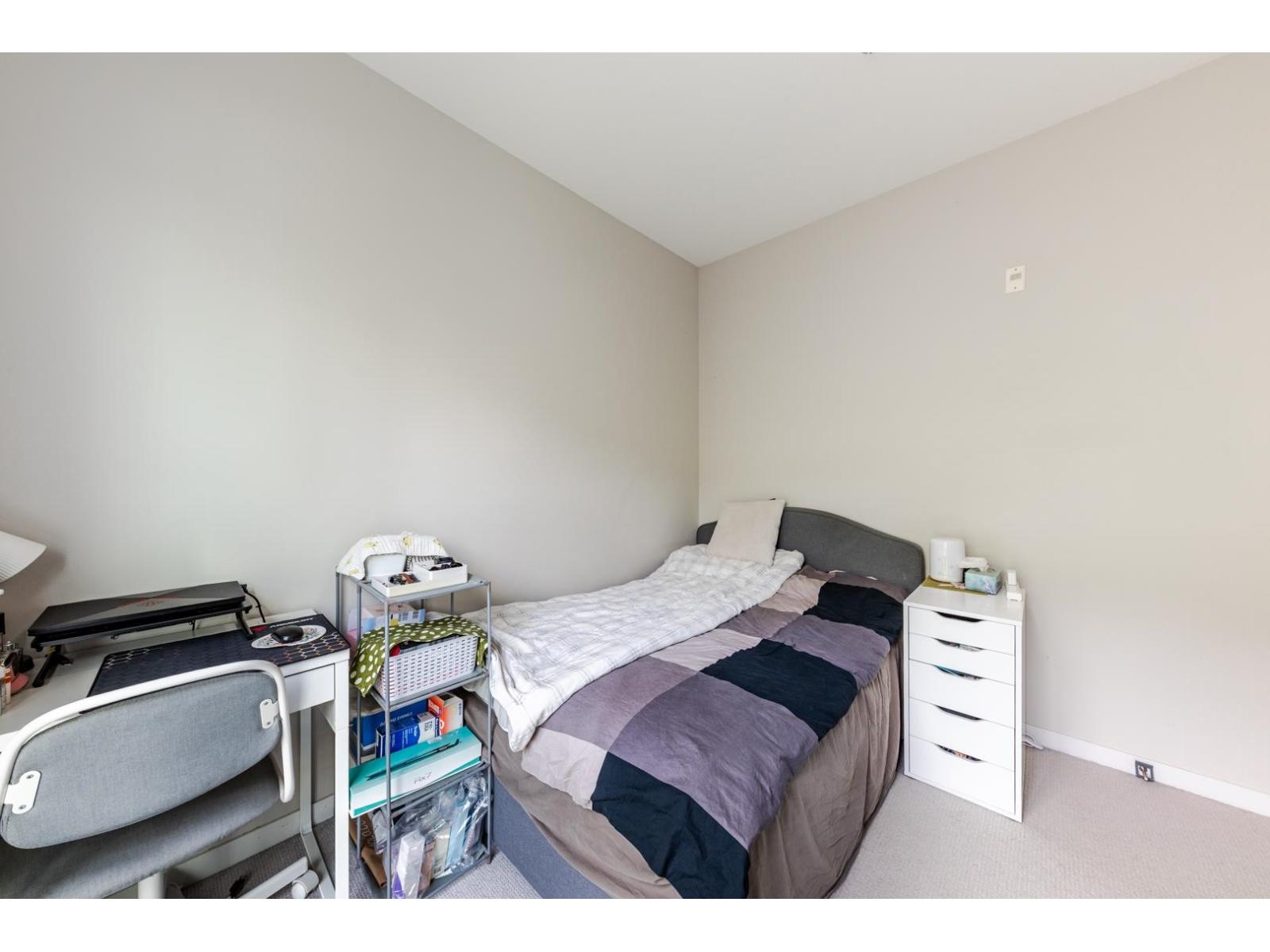 323 13768 108 Avenue Property Photo 12