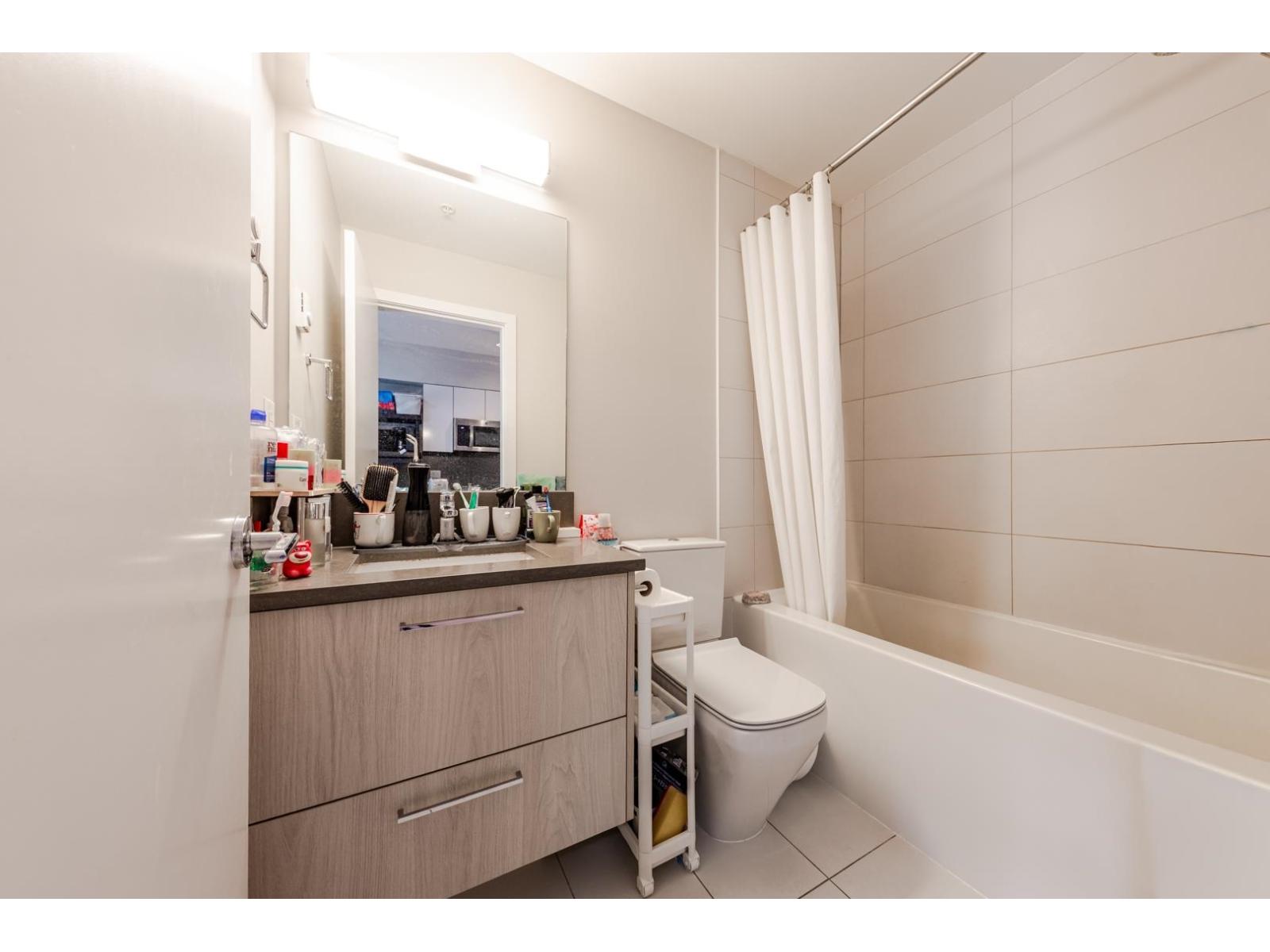 323 13768 108 Avenue Property Photo 16