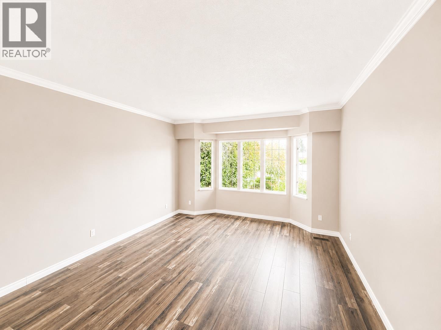 10860 Bromley Place Property Photo 10