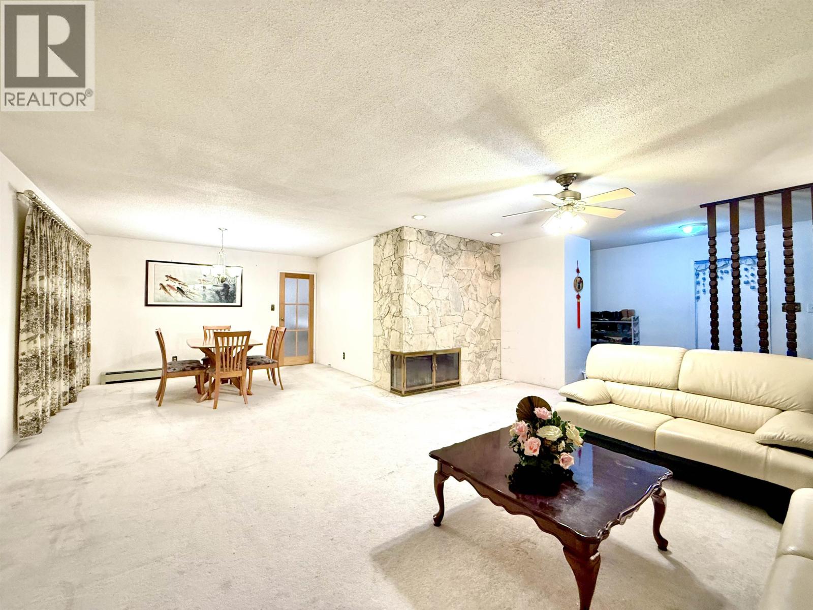 8060 Rideau Place Property Photo 2